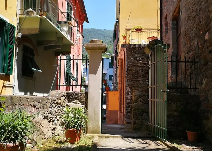 Апартаменты Tra Collina E Mare